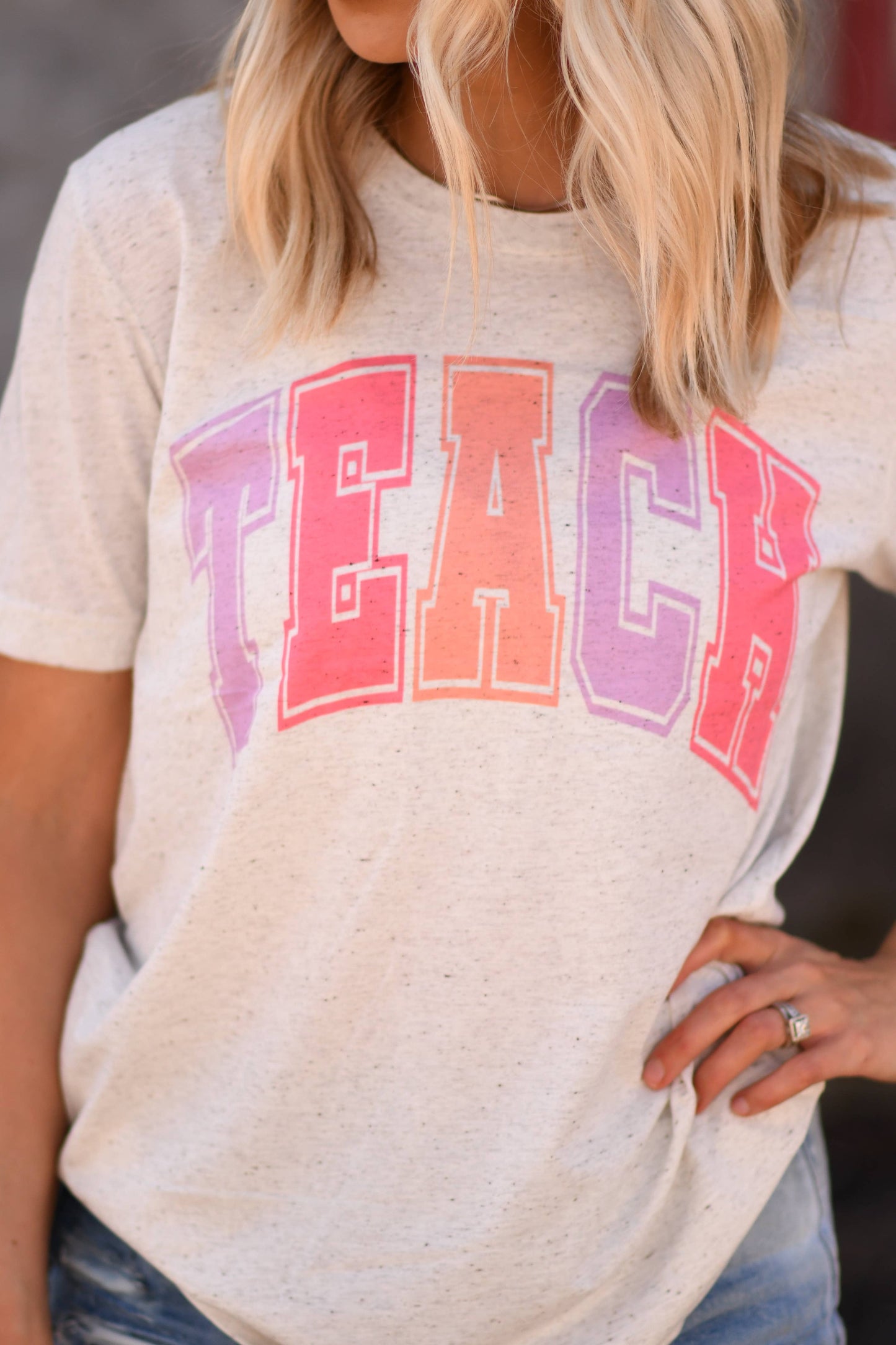 Teach Color Arch Tee: Oatmeal