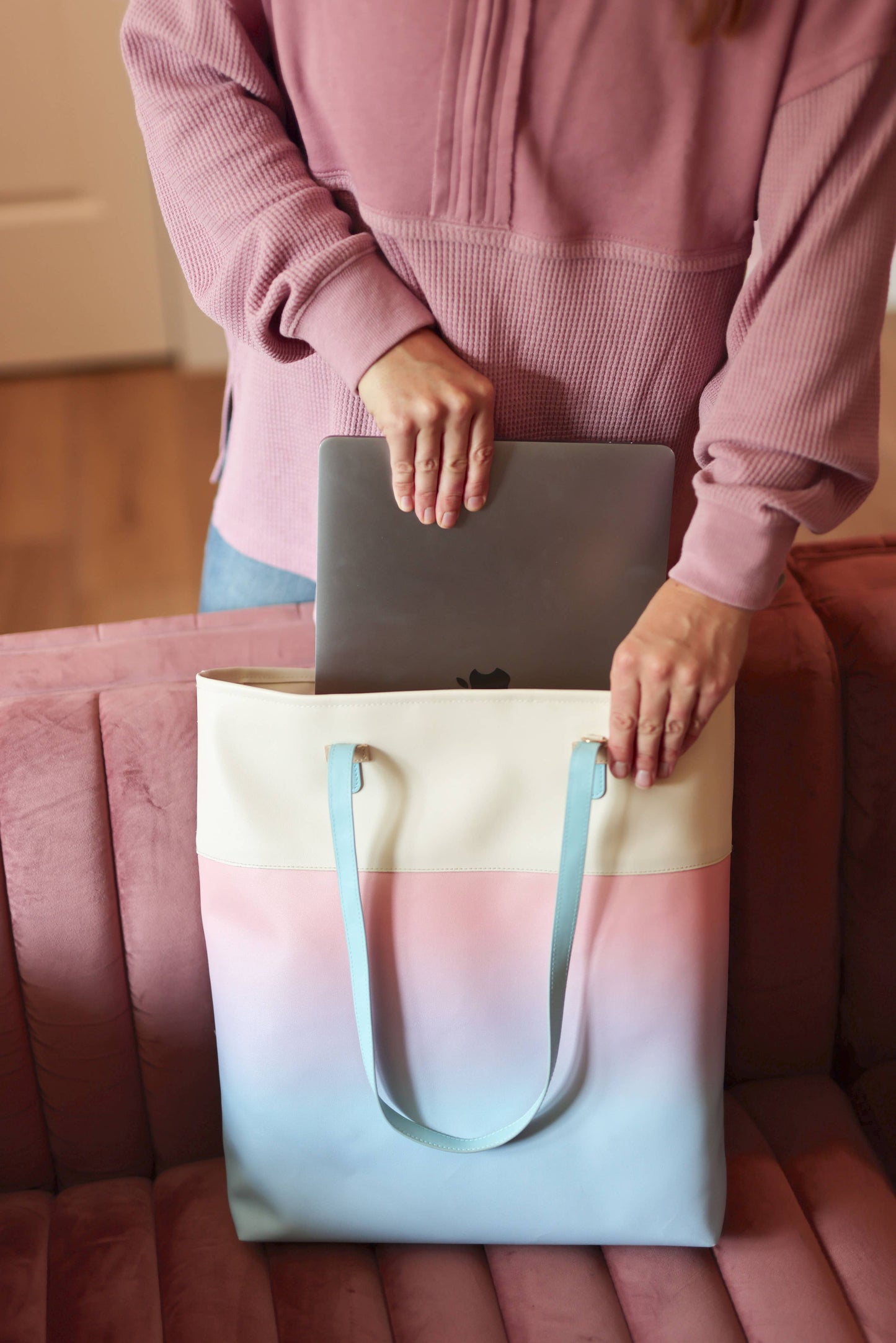 Laptop Tote - Sunrise Gradient (Blue/Lavender)