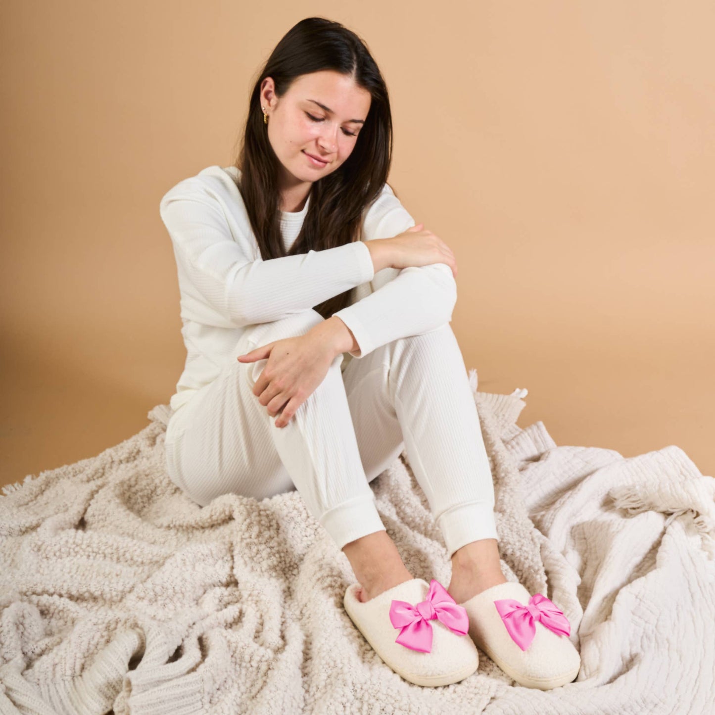 Fuzzy Slippers -Betty Bow Hot Pink