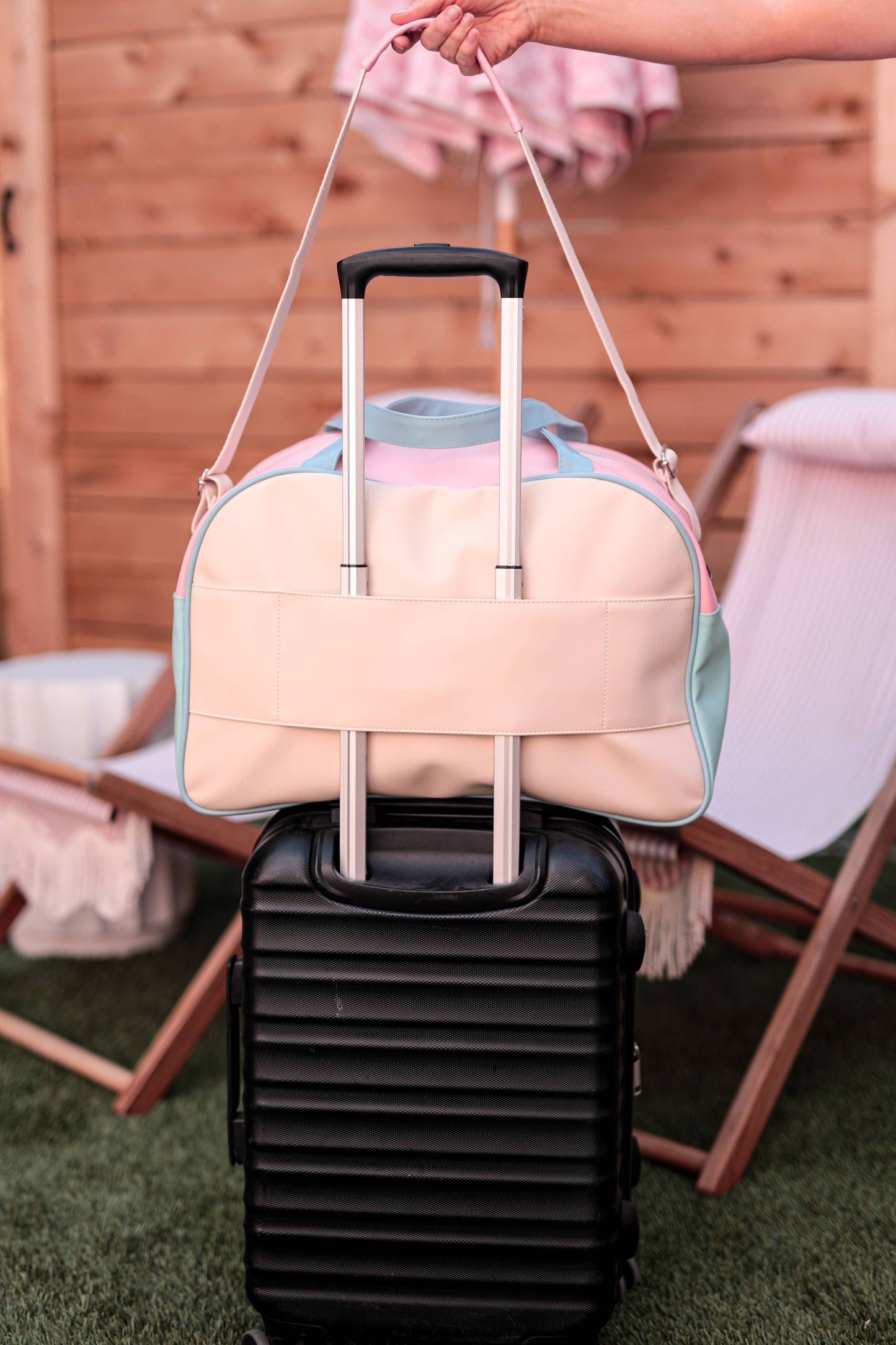 Duffle Bag - Vacay (Cream Pastels)