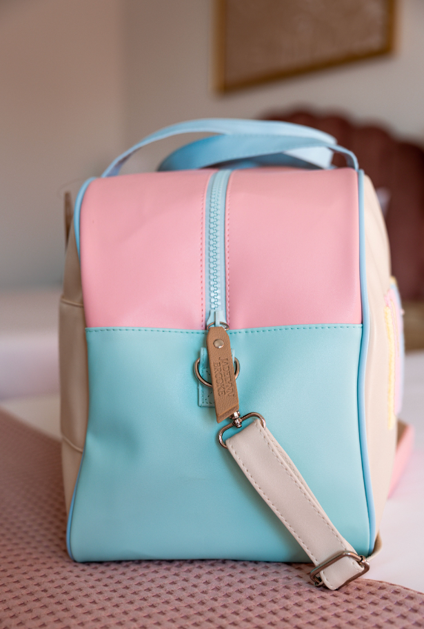 Duffle Bag - Vacay (Cream Pastels)