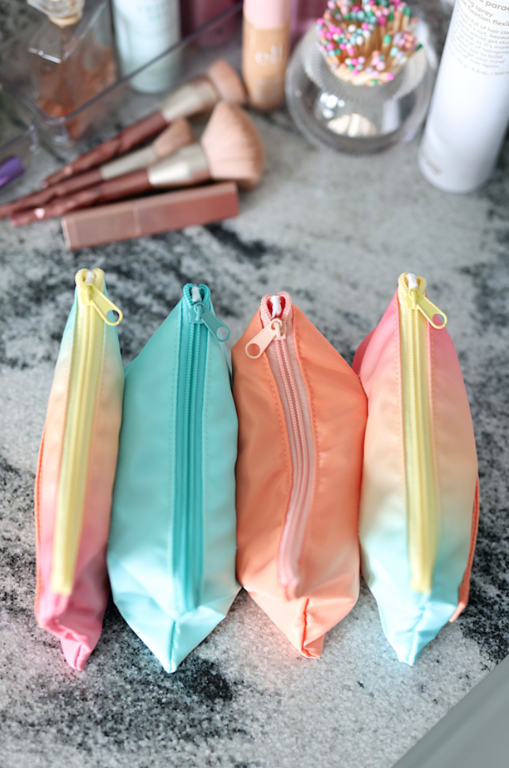 Expandable Organizer - Malibu (Mint/Yellow/Coral Gradient)