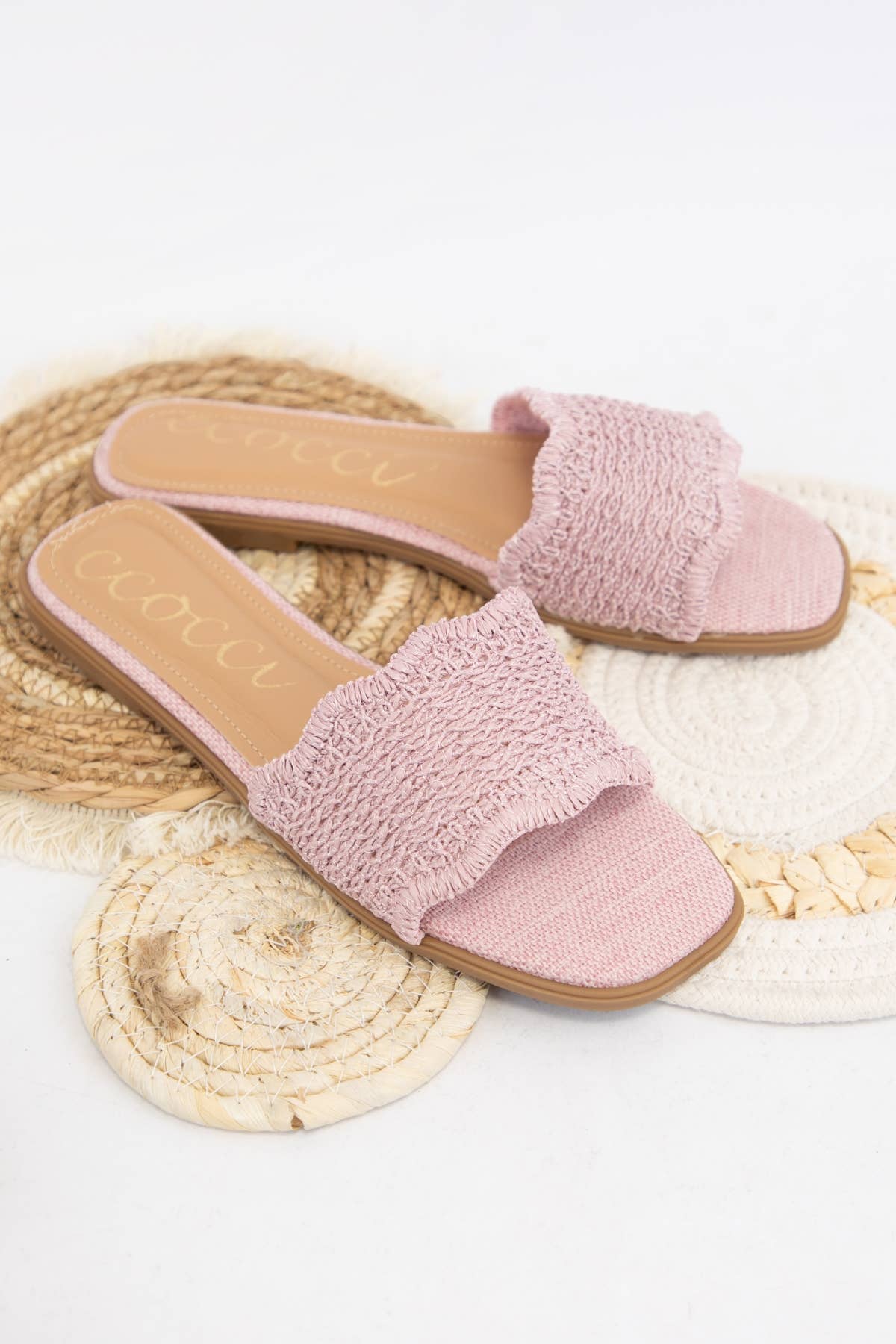 Giselle Womens Raffia Scallop Edge Slide Sandals: Blush