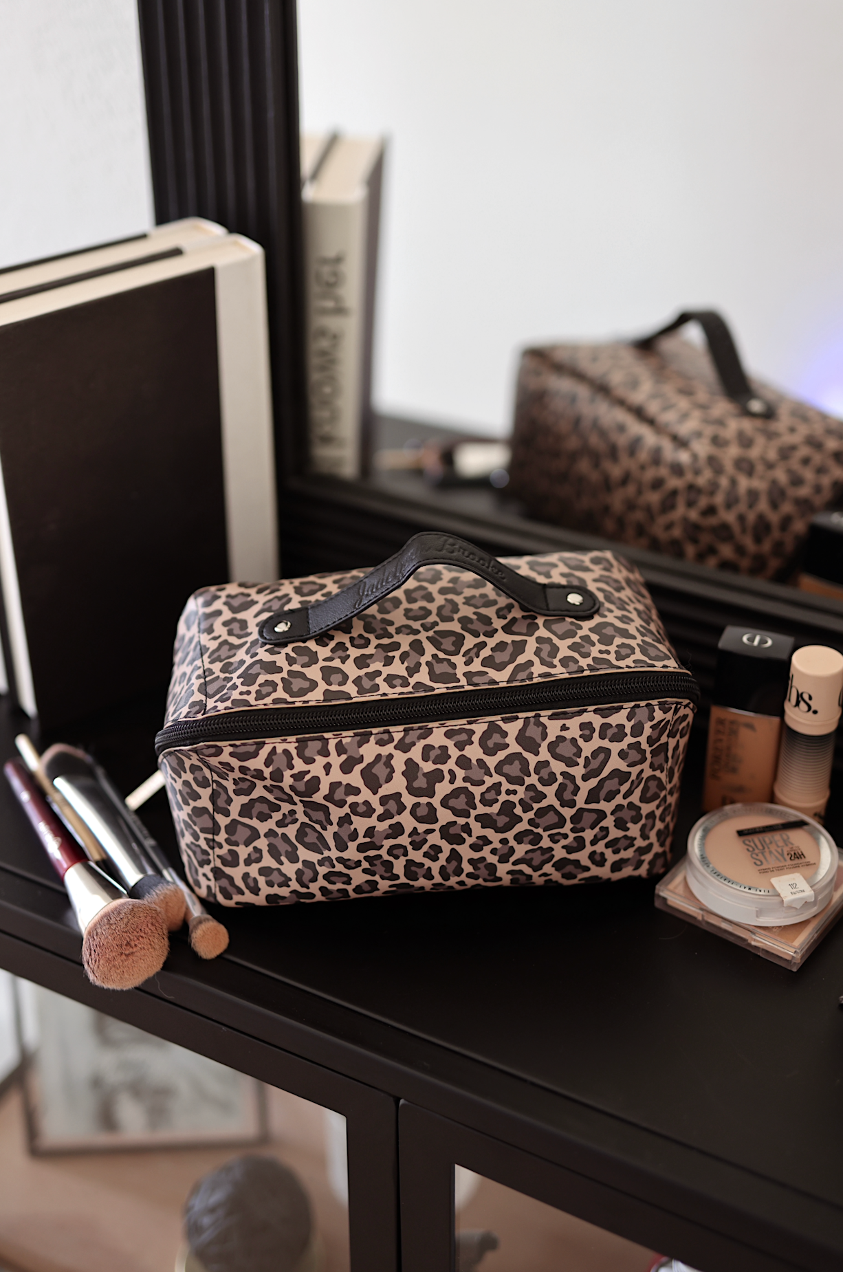 Hold-All Cosmetic Bag – Traditional Cheetah