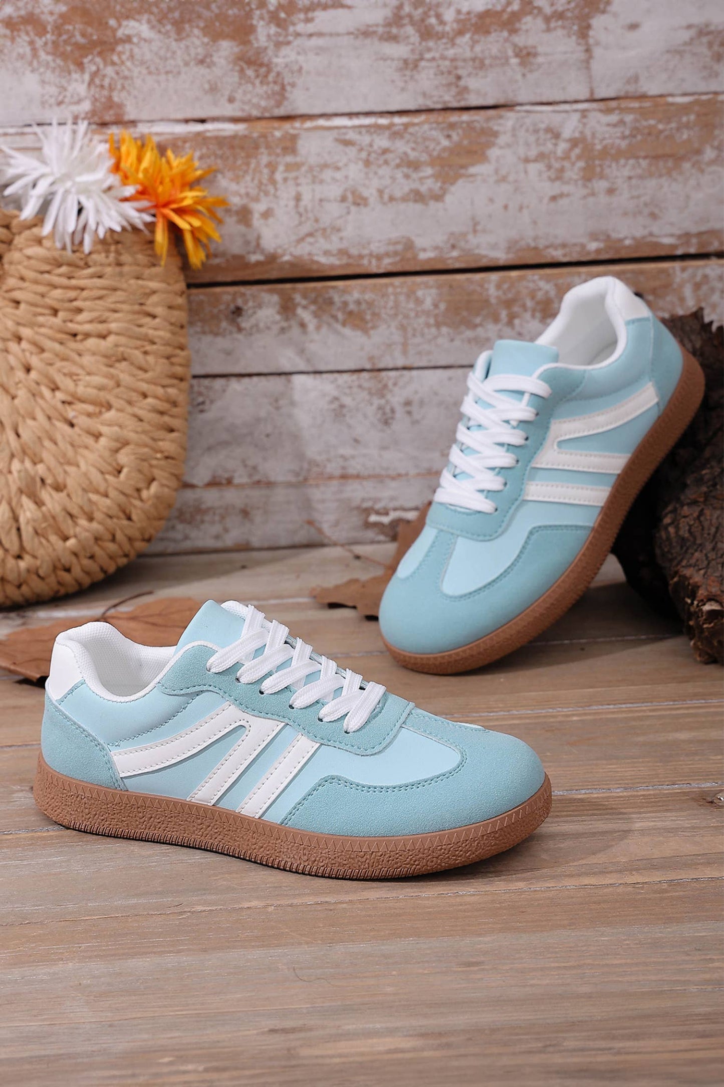 Faux Suede PU Leather Color Block Patchwork Lace-up Shoes: Dusk Blue