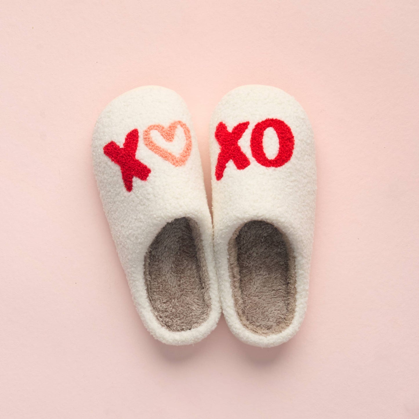 Fuzzy Slippers - XOXO: M/L (Women's 8 - 10)