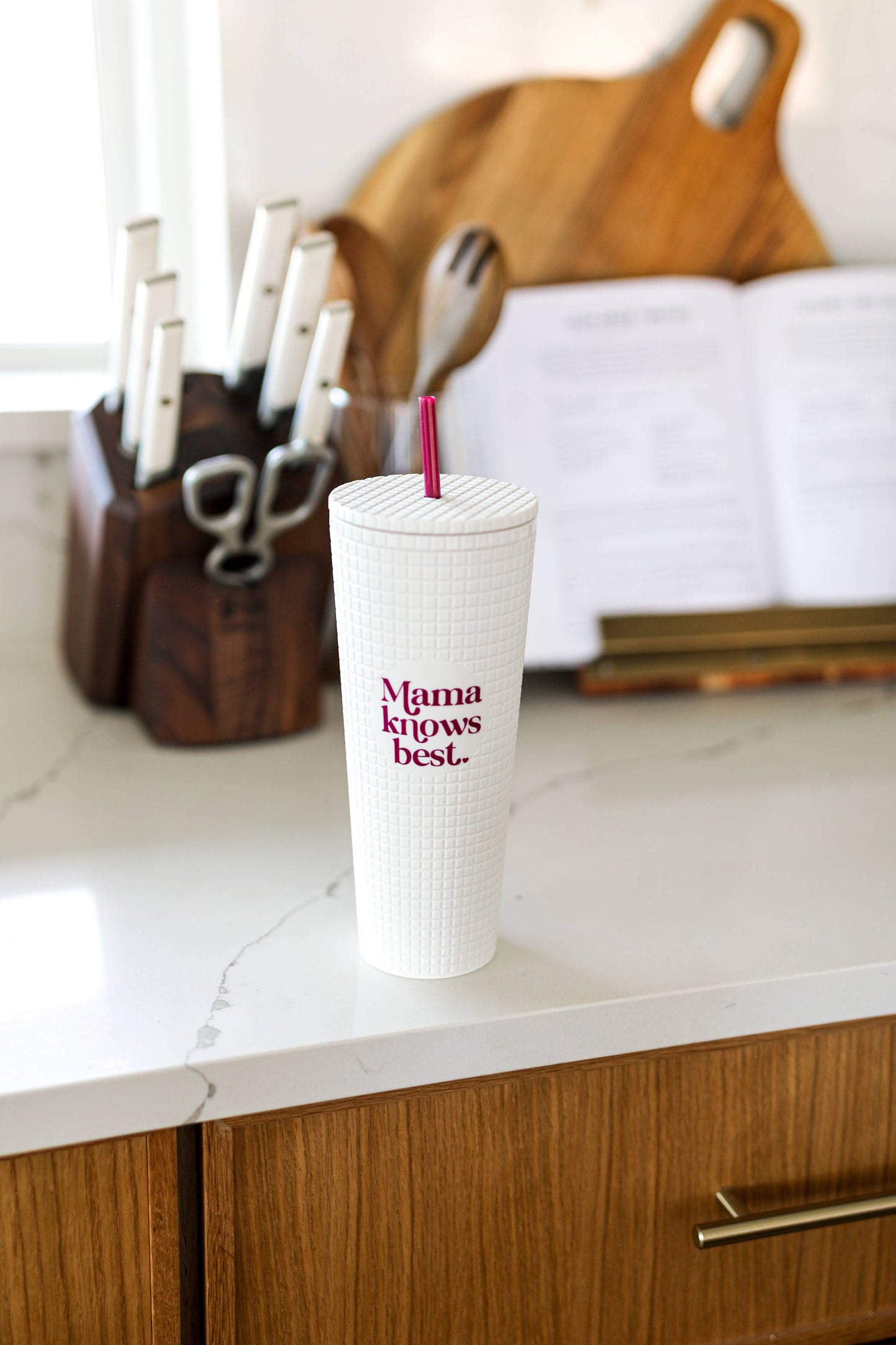 Smooth Textured Tumbler - Mama Knows Best (White)