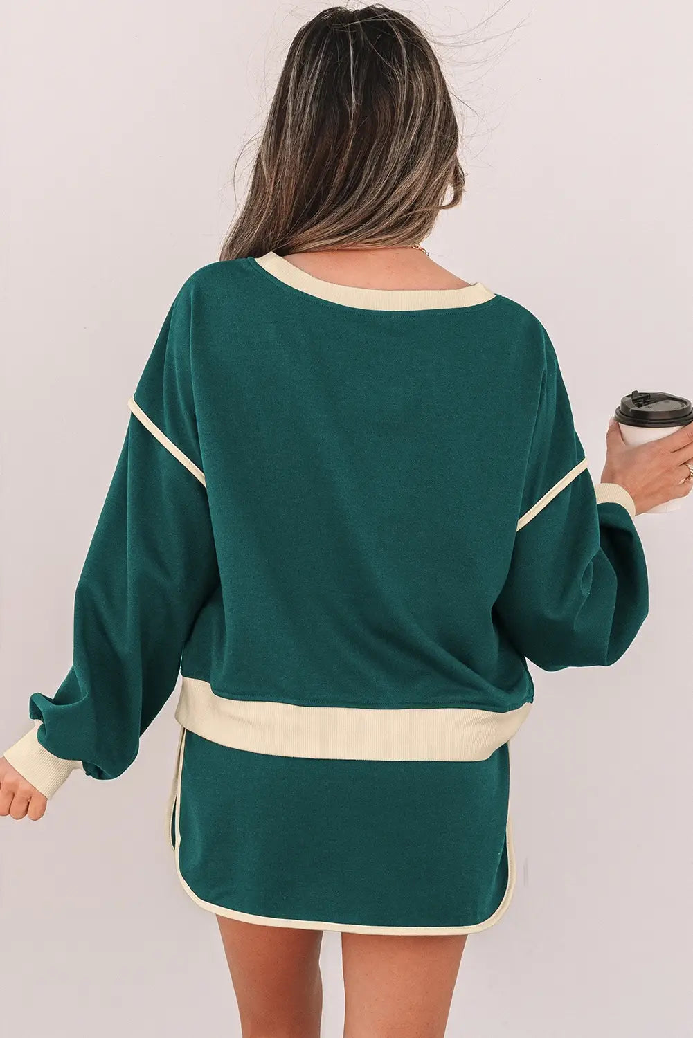 Color Contrast Loose Pullover and Lace-up Waist Skort Set: Evergreen