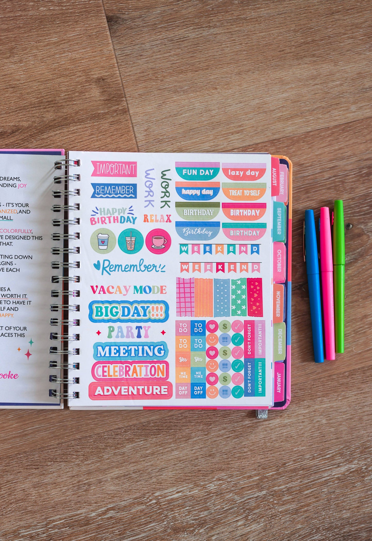 Agenda - 17-Month Academic Planner - Aug 2026 to Dec 2027: Italian Summer