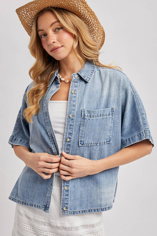 Denim Button Down Short Sleeve Boxy Shirt: Lt. Wash
