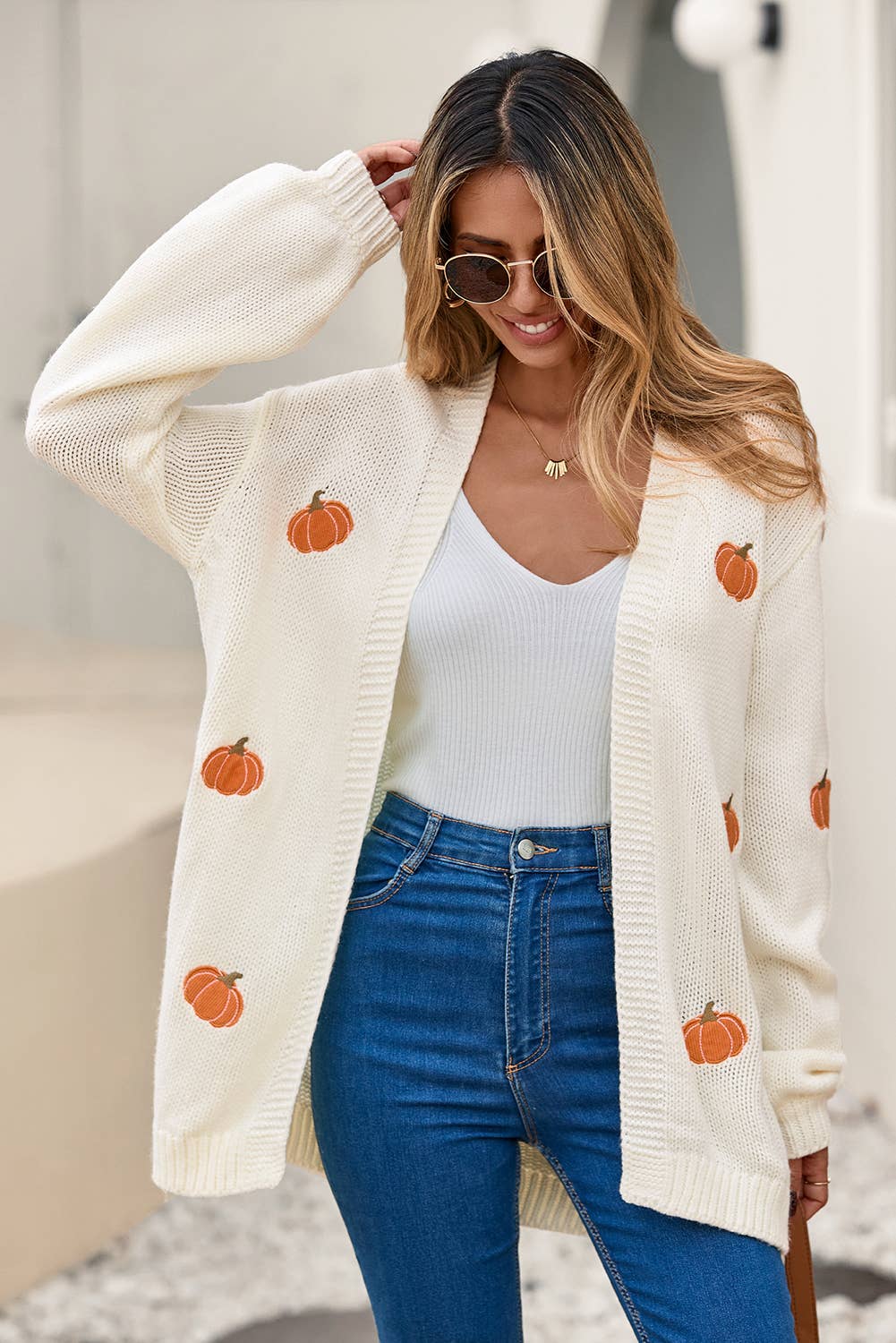 Pumpkin Cardigan | White