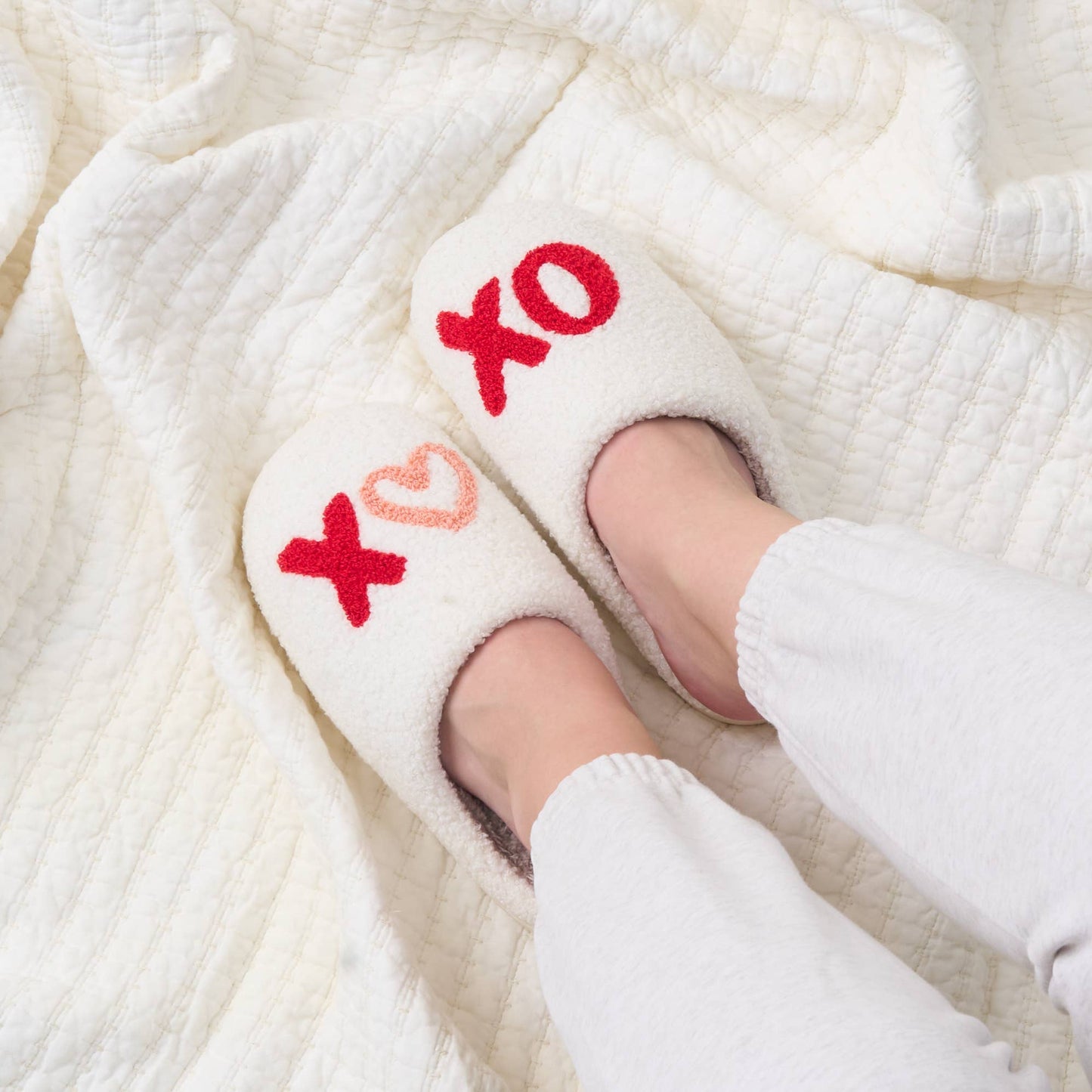 Fuzzy Slippers - XOXO: M/L (Women's 8 - 10)