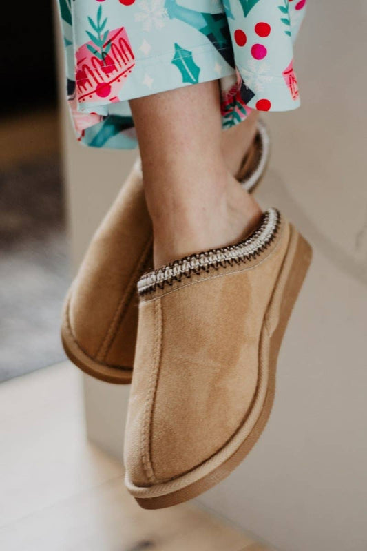 Sand Embroidered Comfy Slippers: Sand