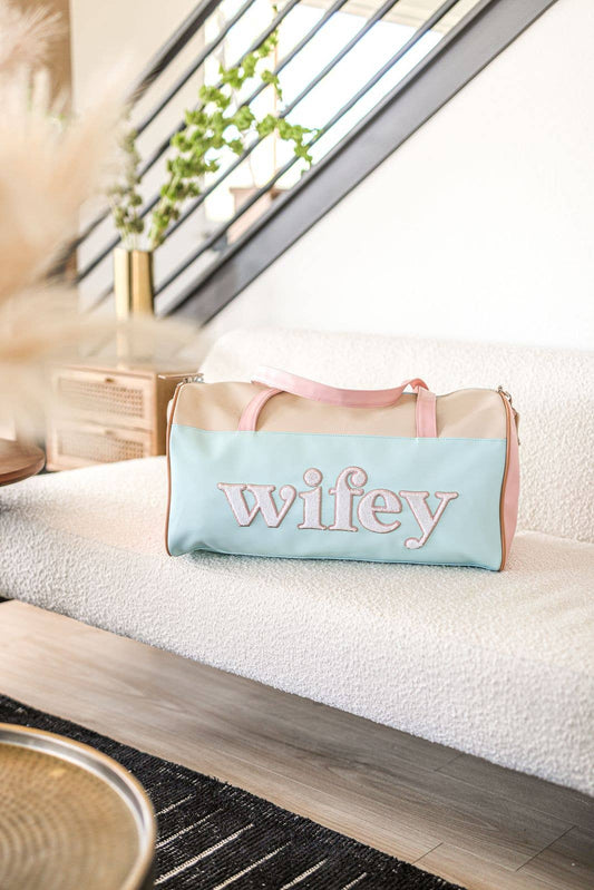 Duffle Bag - Wifey  (modern cream/blue)
