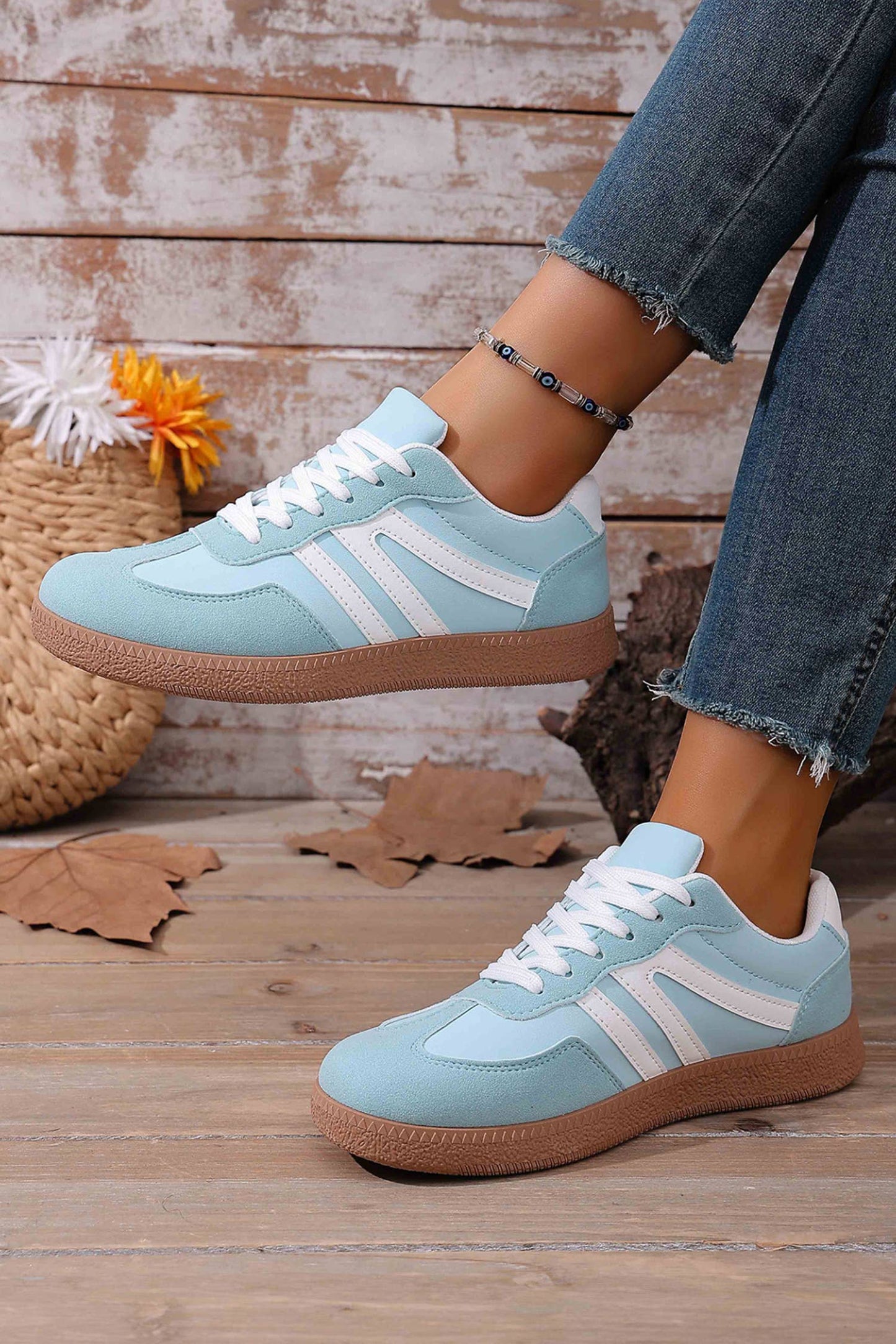 Faux Suede PU Leather Color Block Patchwork Lace-up Shoes: Dusk Blue