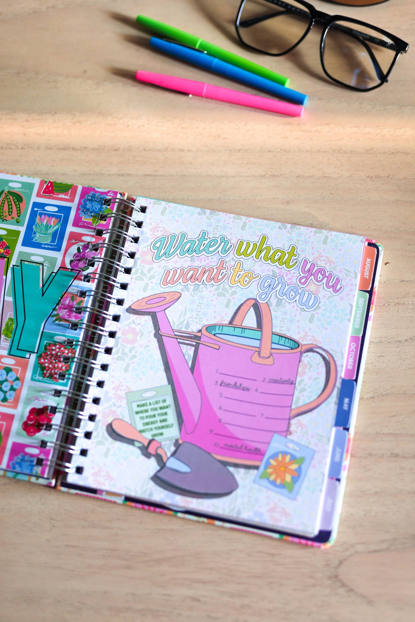 Agenda - 17-Month Academic Planner - Aug 2026 to Dec 2027: Italian Summer